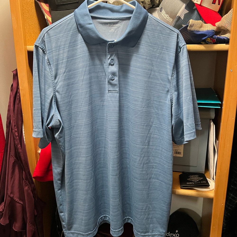 Men’s Blue Croft and Barrow polo shirt. Size XL.
